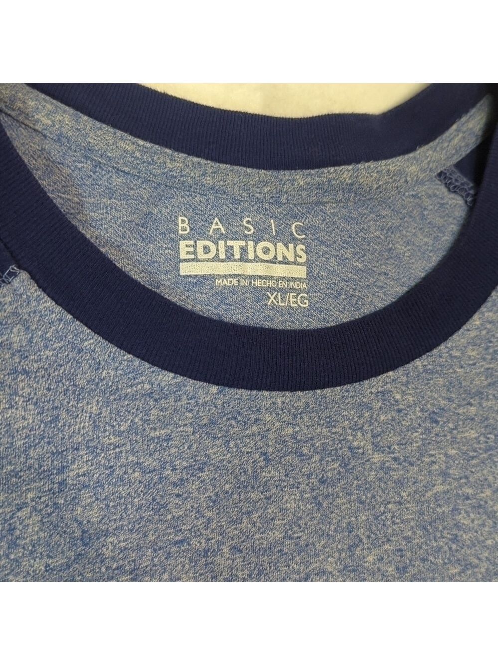 T-SHIRT - Picture 2 of 3